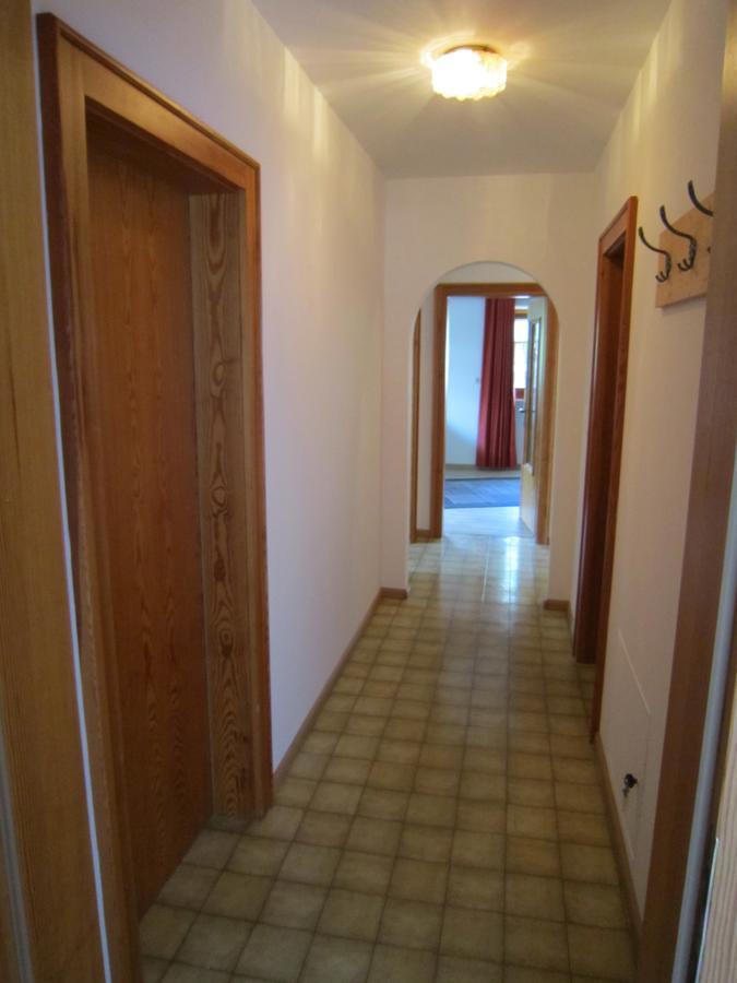 Aparthotel Garni Haus Hubertus Malles Venosta Dış mekan fotoğraf